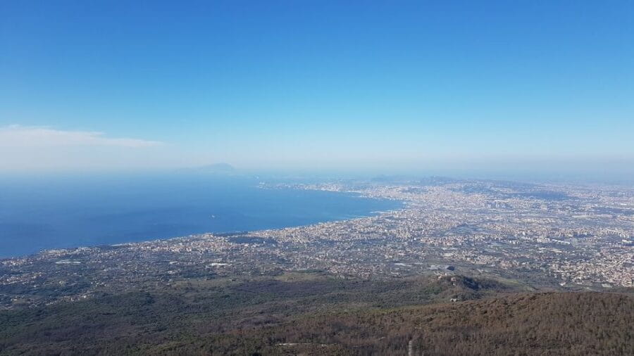 Naples: Pompeii, Herculaneum, and Vesuvius Tour by Minivan - What Makes This Tour Stand Out