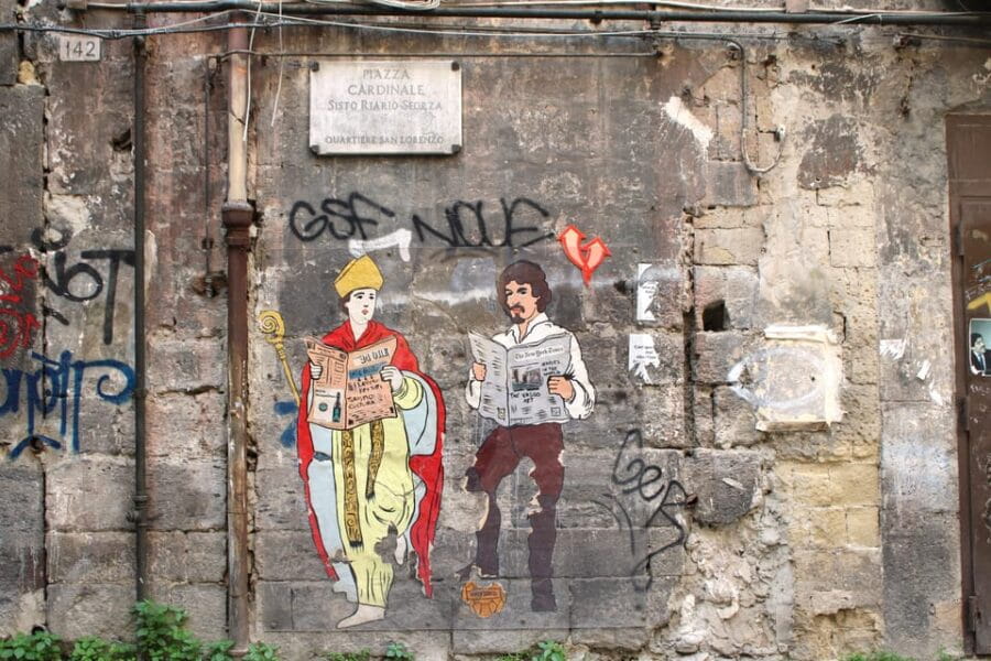 Naples: Private Family Mythology Treasure Hunt w/ Food Stops - The Sum Up