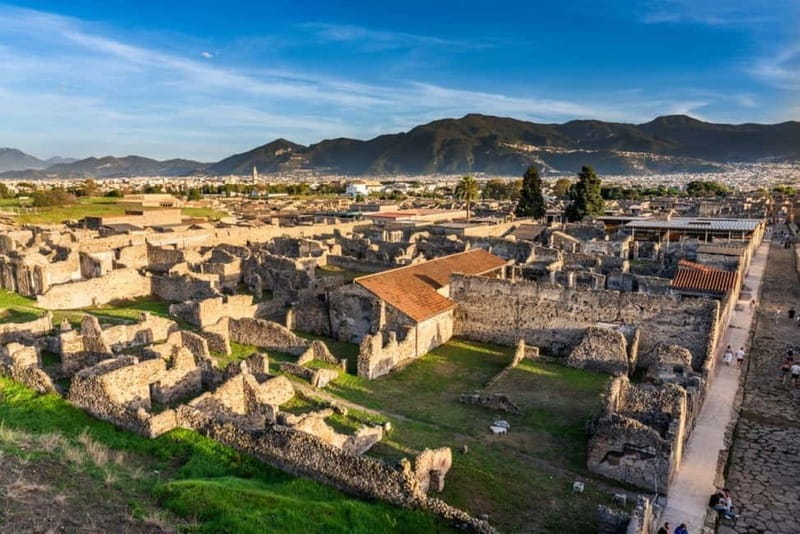 Naples: Private Pompeii & Vineyard Escape with Local - Who Should Consider This Tour?