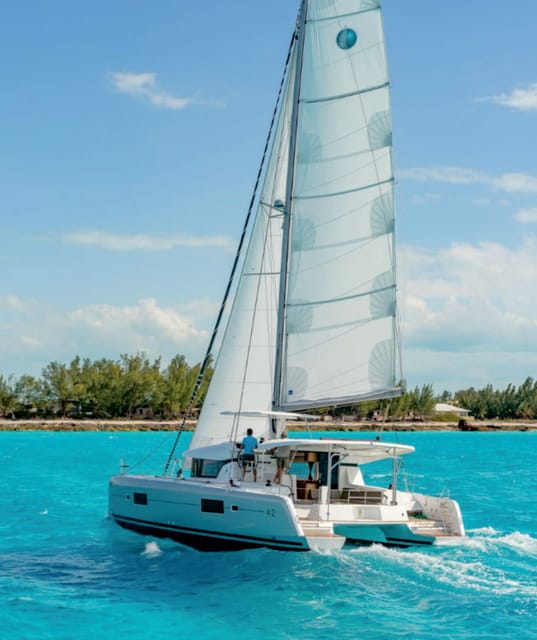 New Year's Eve on a VIP Catamaran in Lisbon with Fireworks - The Itinerary: A Closer Look