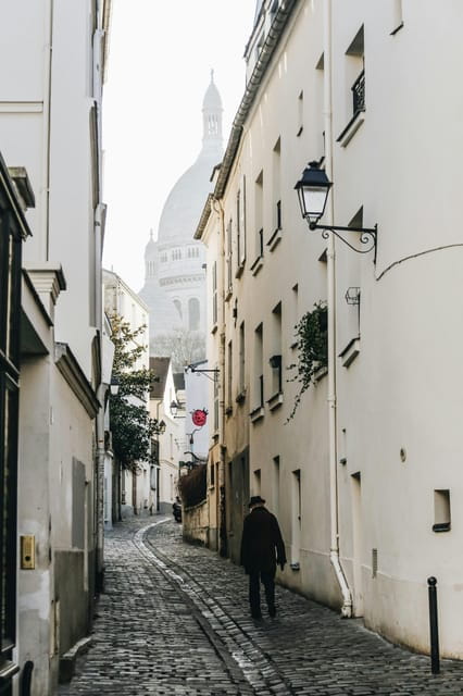 Paris: Montmartre hidden gems walking Tour with Local Guide - What to Expect: A Well-Rounded, Authentic Experience