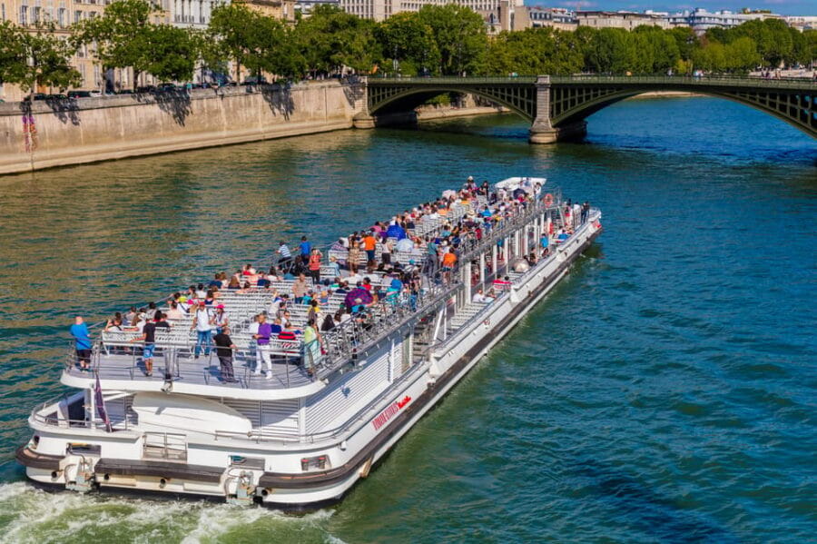 Paris : Scenic Cruise on the Seine River with Champagne - Why This Experience Is Worth It
