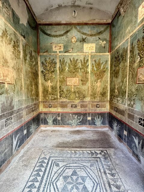 Pompeii: skip the line ticket + guided group tour - Key points / Takeaways