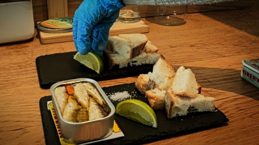 Porto Food Tour: 10 tastings at 5 Restaurants and Eateries - Exploring Porto’s Food Scene: Details of the Experience