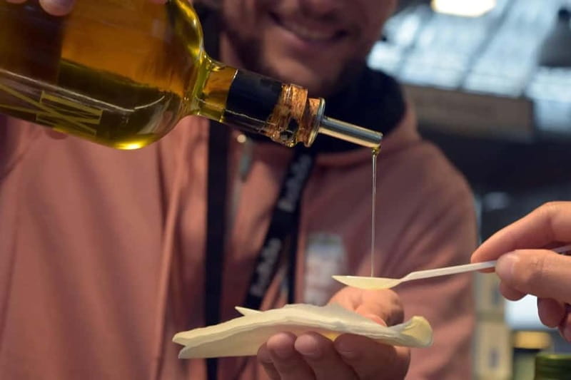 Porto: Food Tour with Tastings and Souvenirs - Entering Porto’s Food Scene: What to Expect