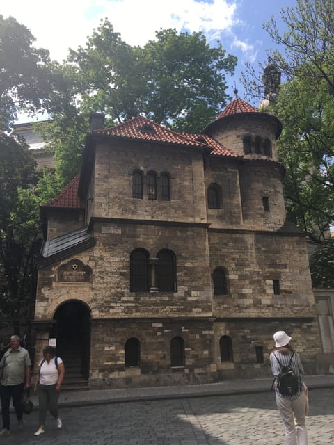 Prague: Jewish Quarter Half-Day Private Walking Tour - Visiting Iconic Synagogues