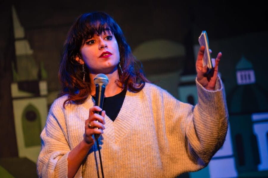 Prague: Saturday Stand-Up Comedy Night in English - The Practical Side: Pricing, Timing, and Accessibility