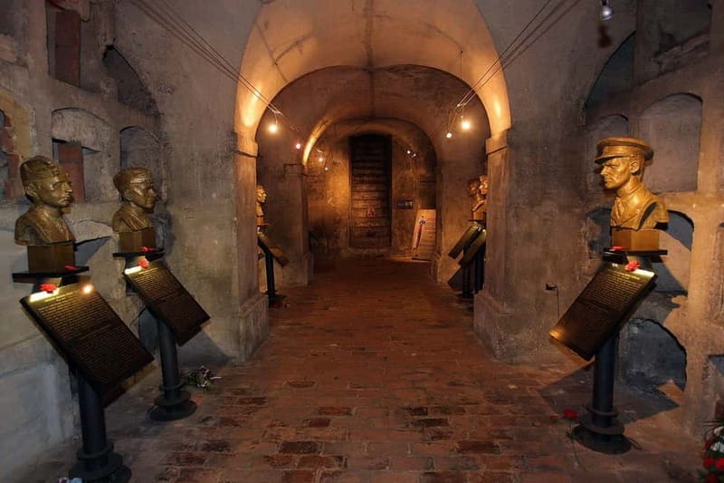 Prague: WWII Tour with Local Historian SMALL GROUP - What You Can Expect at Each Stop