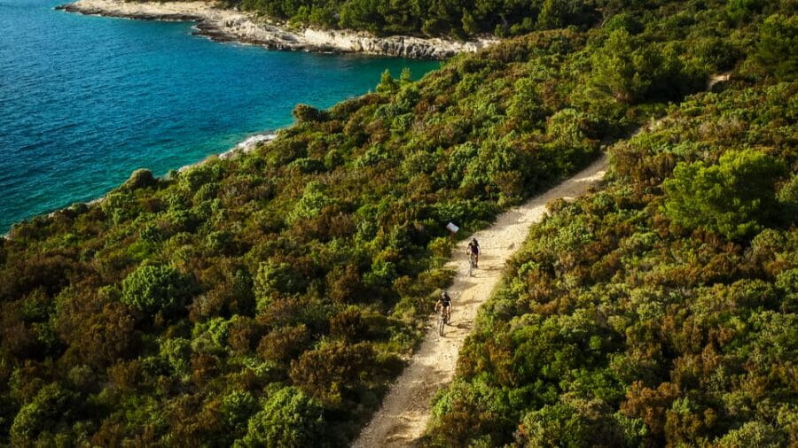 Premantura: Cape Kamenjak Off-Road E-Scooter Tour - The Itinerary: Scenic Trails and Underwater Treasures