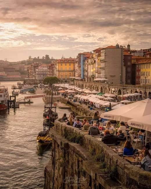 Private Porto City Tour at a Low Price with Wine Tasting (Special for Couples) - Discovering Porto’s Historic Heart