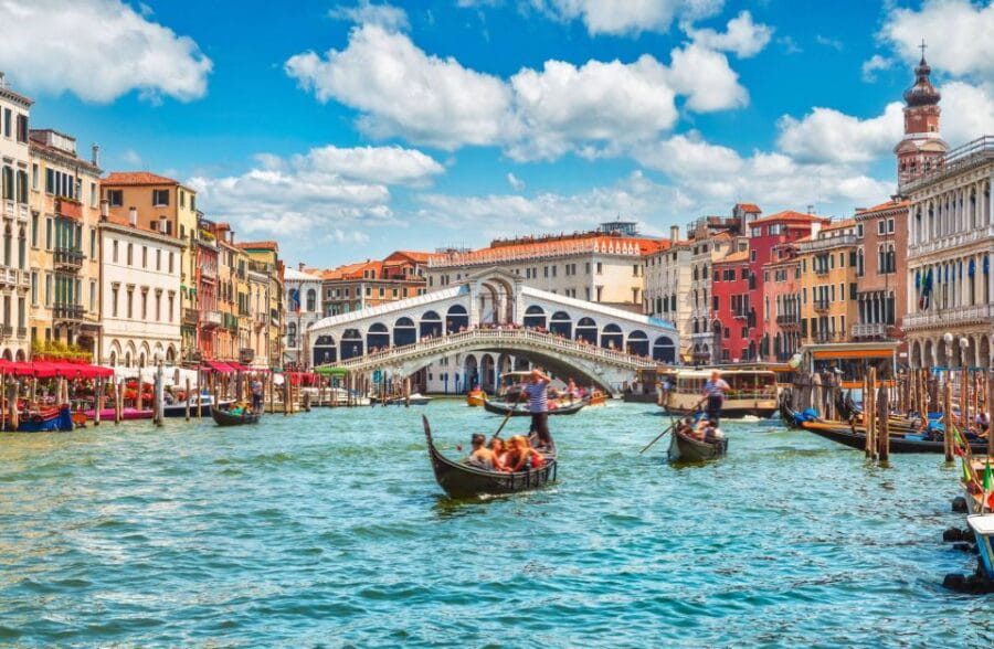 Private Walking Tour of Venice's Old Town with Gondola Ride - Why This Tour Offers Good Value