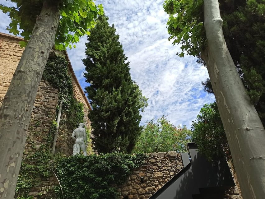 Púbol: Gala-Dalí Castle Entry ticket - FAQ: Your Practical Questions Answered