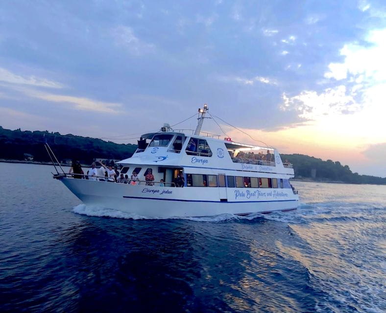 Pula: Brijuni Sunset Dolphin Cruise with Dinner & Drinks - Dining and Drinks on Deck
