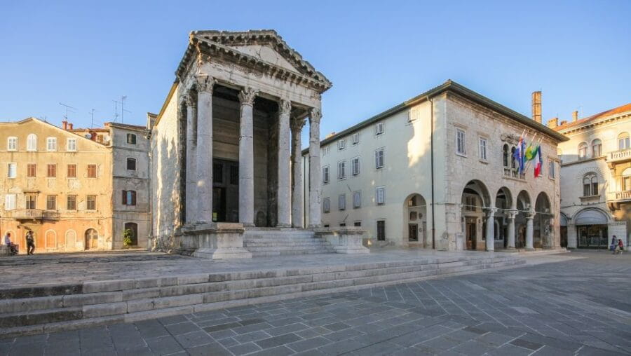 Pula: Historic Walking Tour with Local Guide & City Views - Who Will Love This Tour?