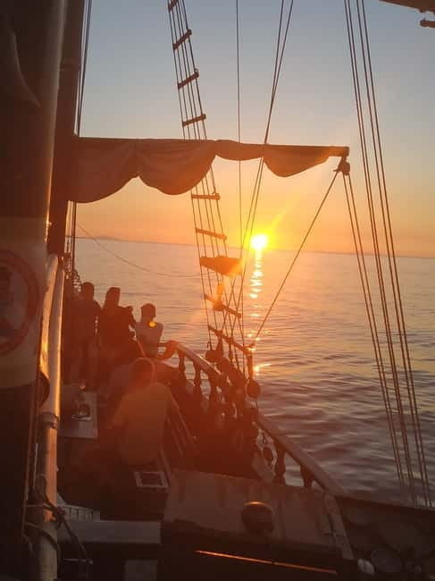 Rhodes: 1-hour Sunset Cruise on an 18th-Century Boat - Unforgettable Sunset Moments Over Rhodes