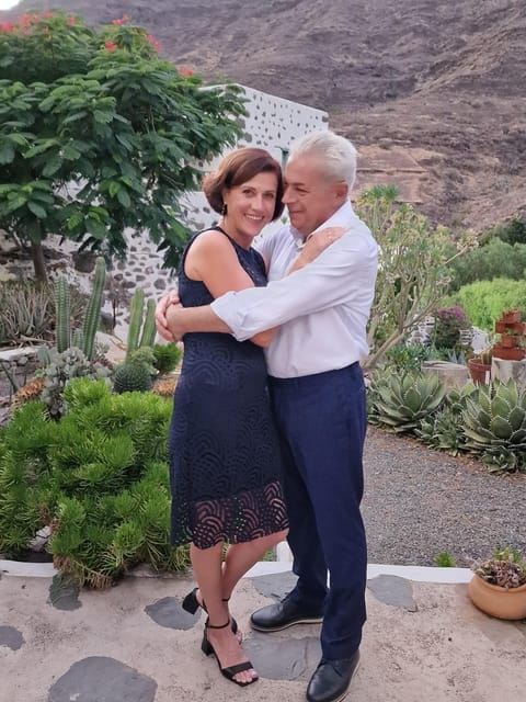 Romantic experience for couple in Mogan Gran Canaria - Exploring the Garden and Surroundings