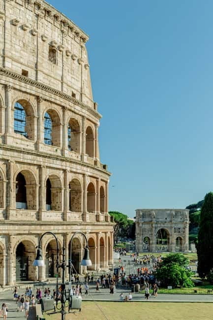 Rome: Colosseum Gladiator Floor Access & Roman Forum Tour - Exploring the Roman Forum and Palatine Hill
