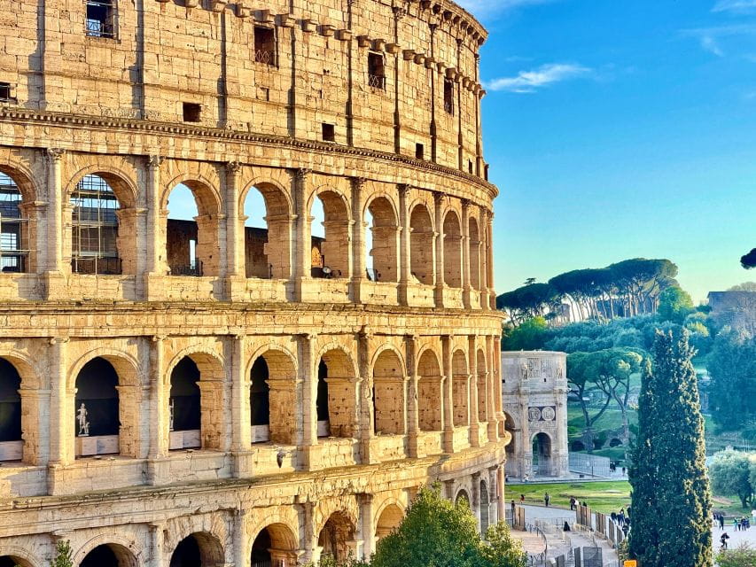 Rome: Colosseum Private Guided Tour with Food & Wine Tasting - Exploring the Roman Forum and Palatine Hill