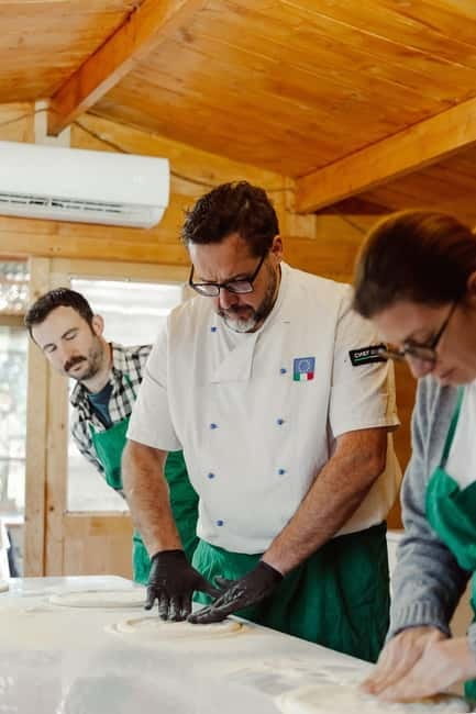 Rome: Combo Pizza and Pasta Cooking Class with Wine - The Venue: A Roman Garden Oasis