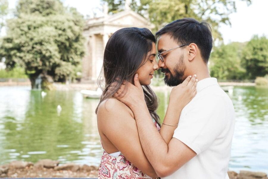 Rome: Romantic Couple Photoshoot Tour VIP - Exploring Rome’s Photogenic Spots