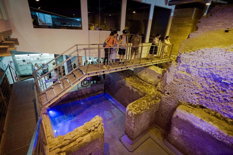 Rome: Trevi Fountain Underground Aqueduct Walking Tour - Practical considerations: logistics and tips