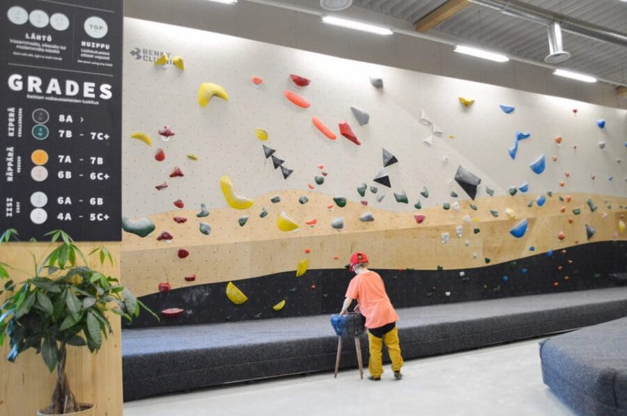 Rovaniemi: Indoor Climbing Experience with Instructor - Who Should Consider This Climbing Experience?