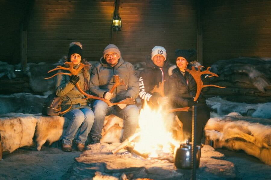 Rovaniemi: Reindeer Farm Visit with Photographer - FAQ