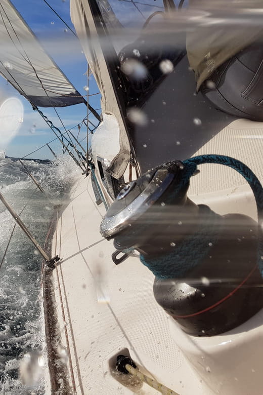 Sailing Tour: Explore Bahia de Palma with Tapas & Drinks - Who This Tour Is Best For