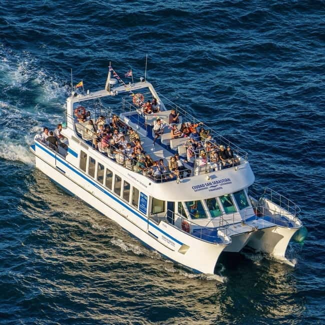 San Sebastián: Sunset from the catamaran in La Concha Bay - Who Should Consider This Experience?