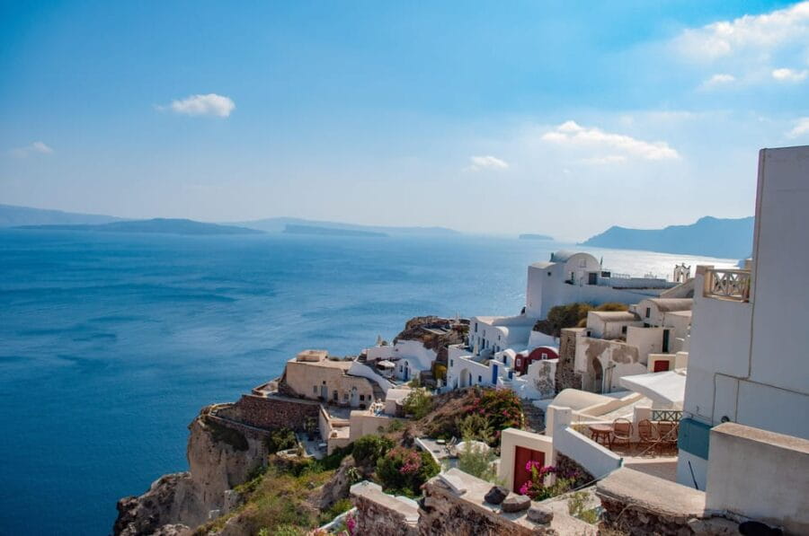 Santorini Panorama: 3-Hour Private Walking tour - Hidden gems and secret spots the guide shares