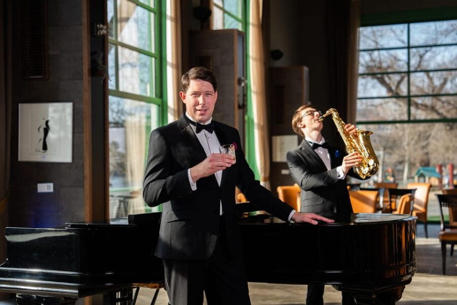 Sinatra Tribute. Concert & dinner. - The Sinatra Tribute Show: A Night of Classic Hits