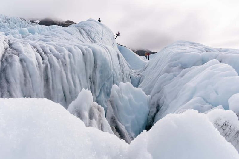 Skaftafell: Glacier Hike & Ice Climbing Adventure - Navigating the Rugged Ice Terrain