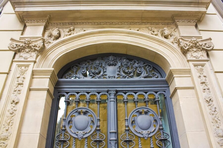 Skip-the-Line Thyssen-Bornemisza Museum Madrid Private Tour - Entering the Museum: An Easy Start