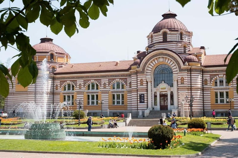Sofia: Express Walk with a Local in 60 minutes - Who Should Consider This Tour?