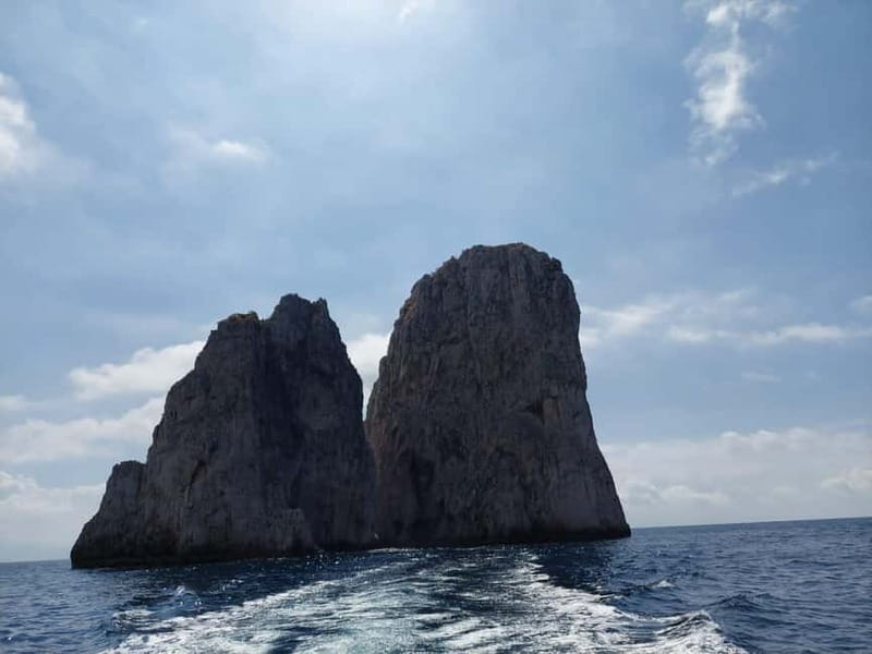 Sorrento: Private Boat Tour to Capri with Blue Grotto - Visiting the Blue Grotto: A Natural Wonder