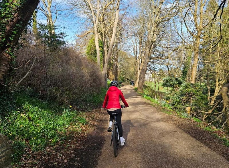 St. Andrews: The Essential Guided Bike & E Bike Tour - Discovering St. Andrews by Bike: An In-Depth Look