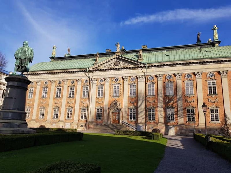 Stockholm: Legends & Landmarks City Hall & Old Town Tour - FAQ