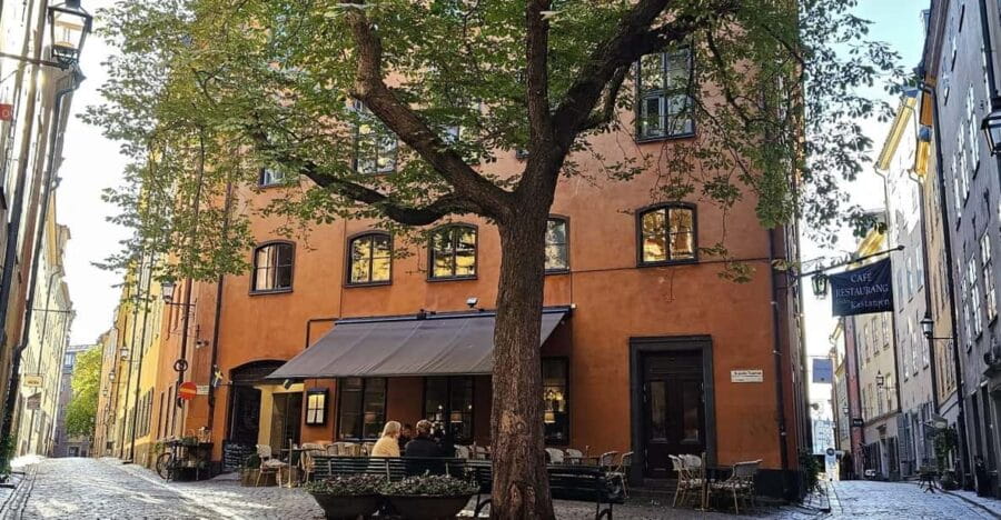 Stockholm: Old Town Walking Tour, stories and secrets - Price and Logistics: Is It Worth It?