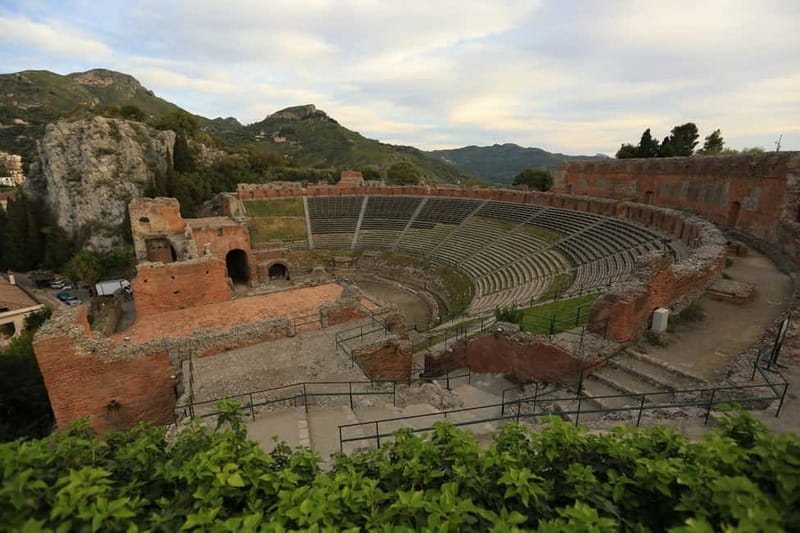 Taormina: Ancient Theater Entry Ticket and Guided Tour - Navigating the Site and Its Features