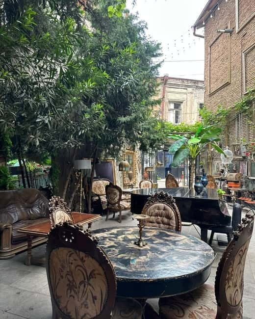 Tbilisi: Unforgettable Georgian Feast with Tamada and Music - The Heart of the Evening: Georgian Food and Drink