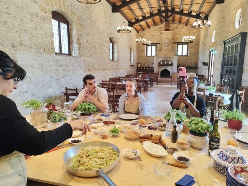 Tenute Baglio Passofondo Home restaurant typical Sicilian - Key points / Takeaways