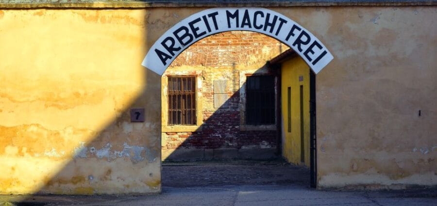 Terezin: Guided Tour of the Concentration Camp and Museum - FAQ