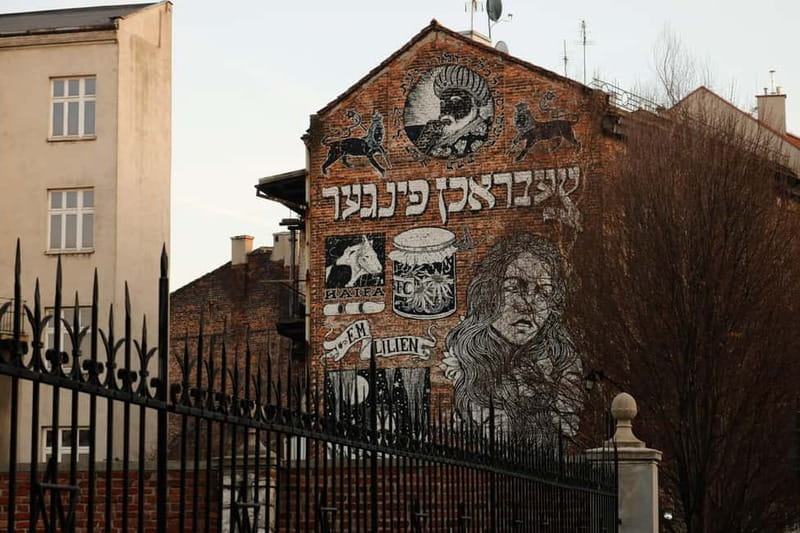 Terrifying Walking Tour of the Krakow's Old Jewish Quarter - What Makes This Tour Valuable?