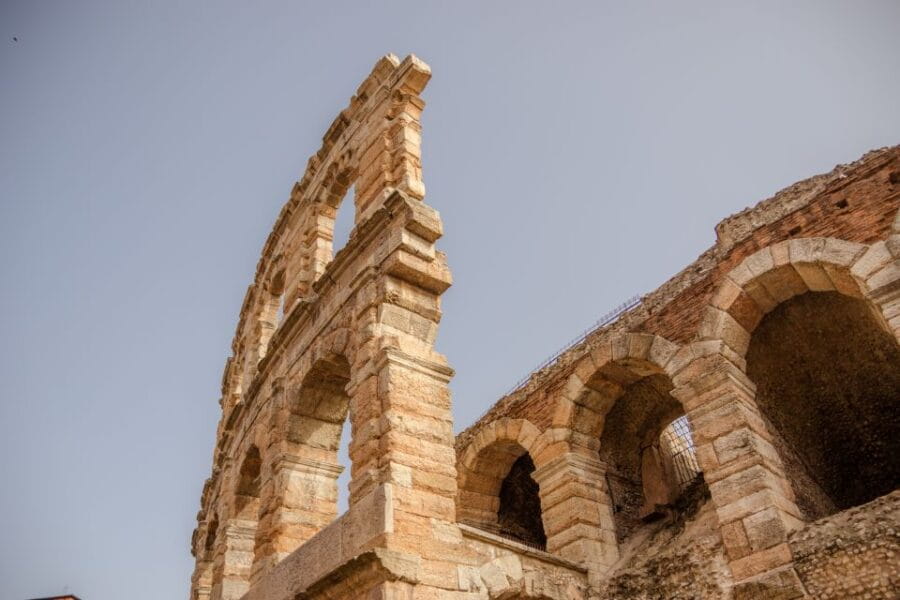 The Highlights of Verona Small Group Walking Tour - The Value of a Guided Walk in Verona