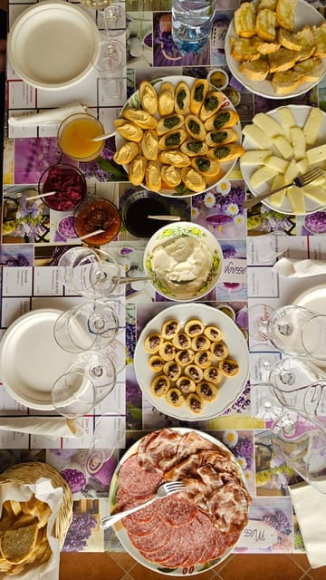 The WINEdering Bike: Private Bike Tour & Wine Tasting - Who Will Love This Tour?