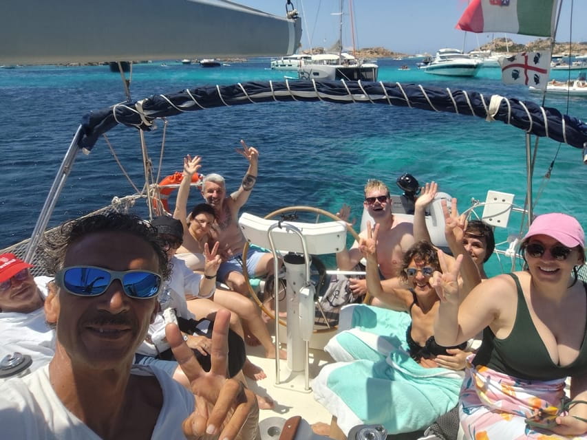 Tour of the islands of the archipelago with lunch and drinks - Discovering Sardinia’s Archipelago by Boat
