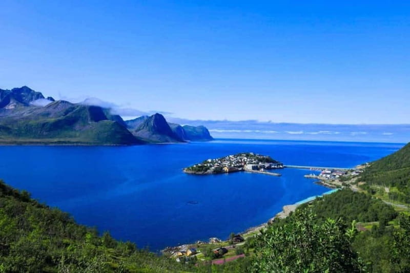 Tromsø, Senja & Lofoten 4 Days and 3 Nights Sightseeing Tour - A Deep Dive into the Four-Day Adventure