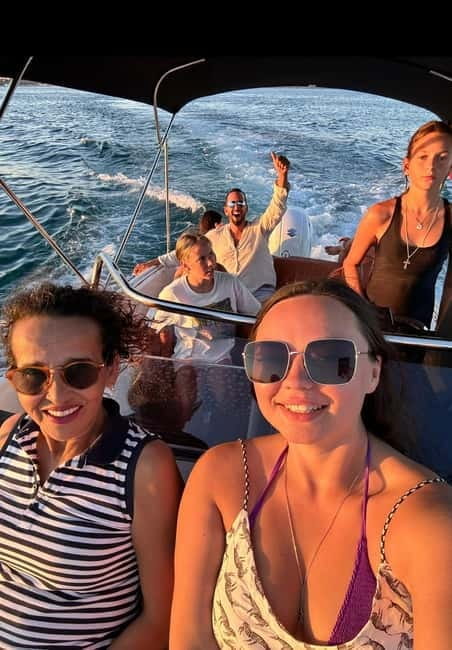 Valencia: Boat rental without license - Navigating the Experience: What to Expect on the Water