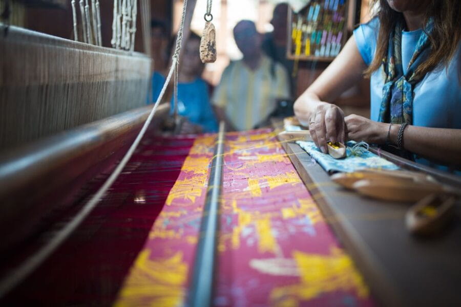 Valencia: Silk Museum Entry Ticket - The Museum’s Exhibits and Atmosphere