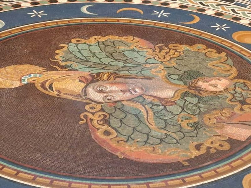 Vatican Museums, Sistine Chapel & St. Peter's Basilica Tour - Navigating Logistics and Practical Tips